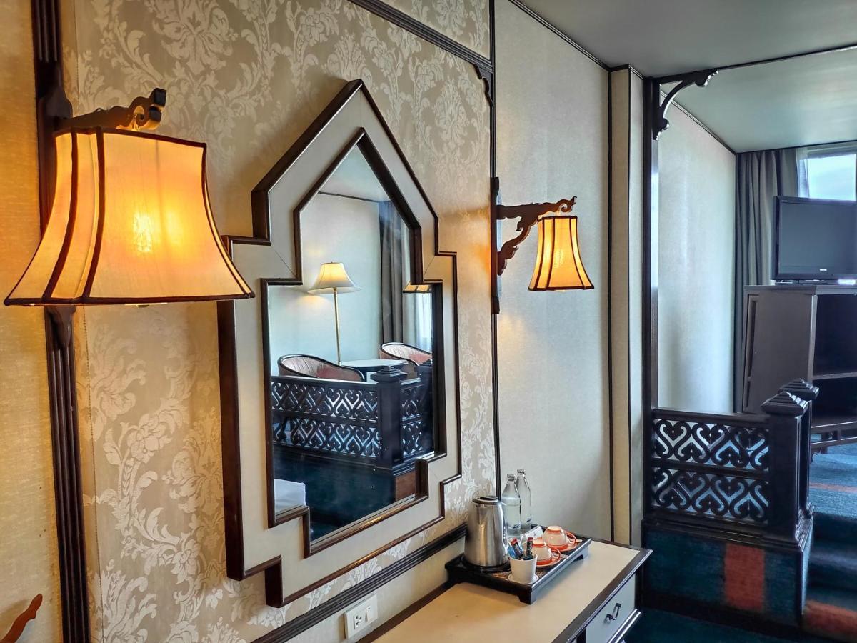 Chiang Mai Orchid Hotel Buitenkant foto